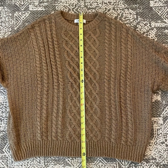 Cali Be Knit Sweater - Picture 7 of 9